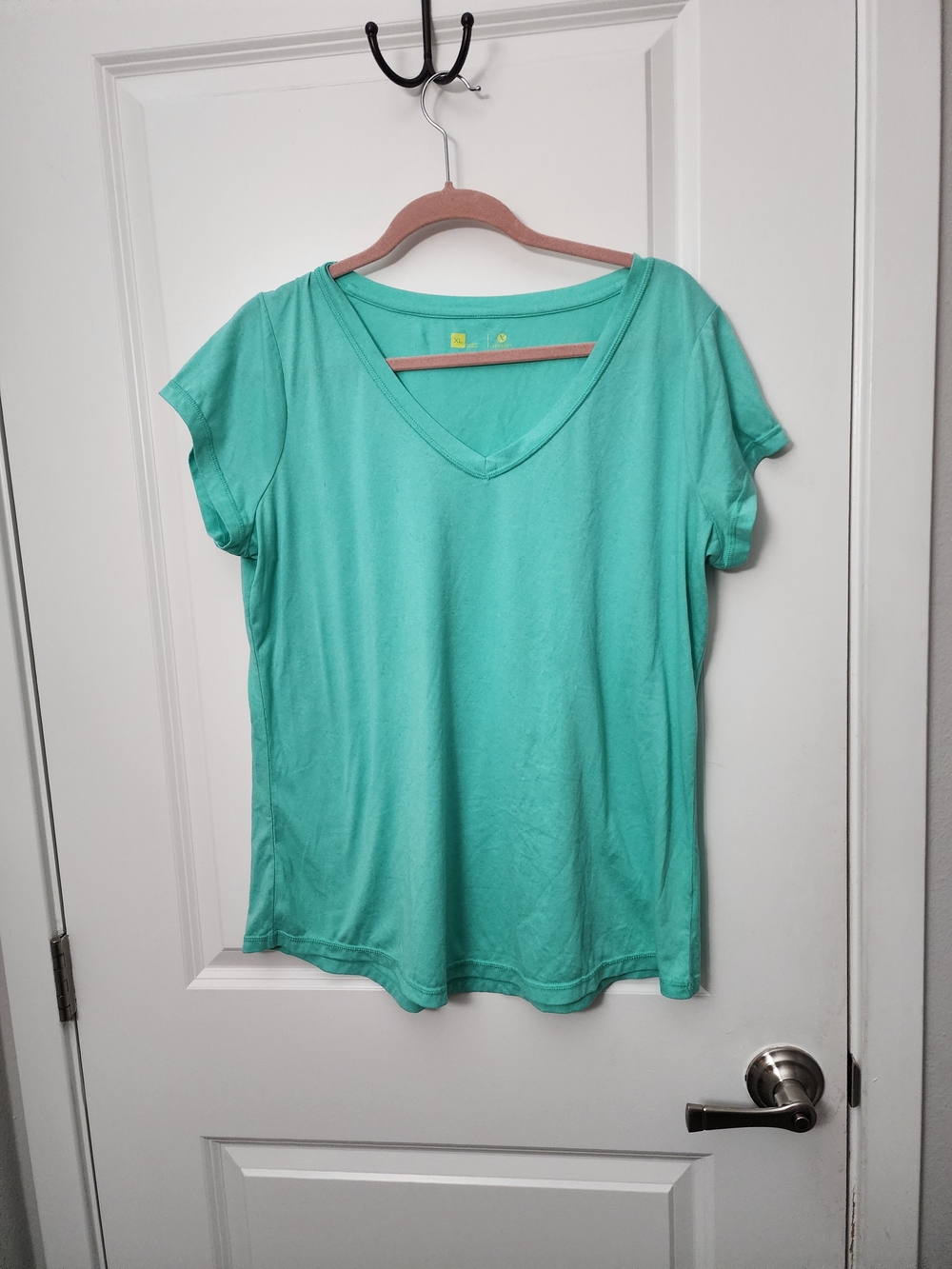 5/$30 Xersion Women's Mint Green V-Neck Short Sleeve Tee